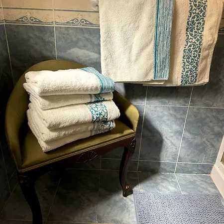 St Pauls Bay House With 5 Bedrooms